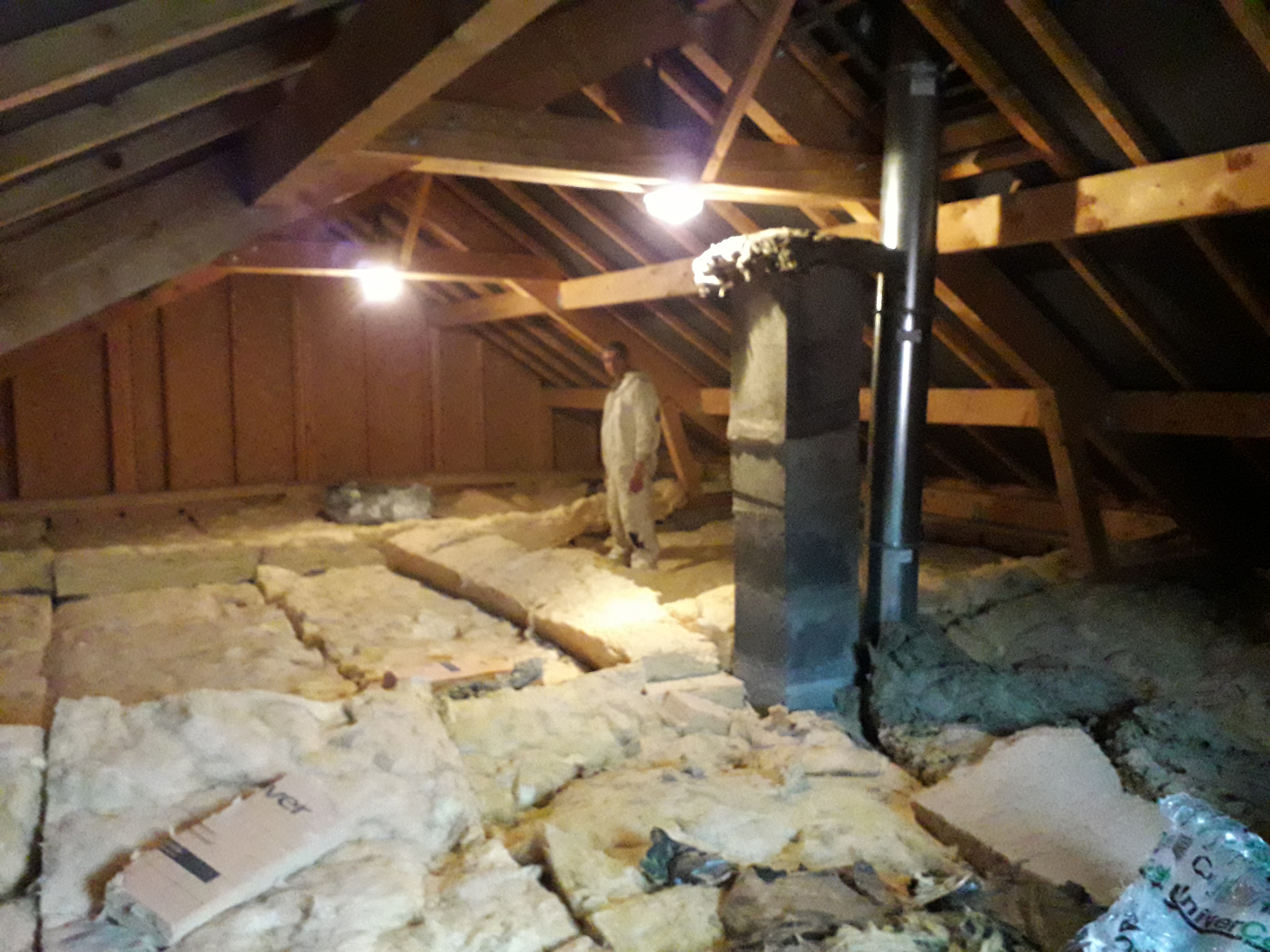 Isolation des combles avant travaux à Chirens
